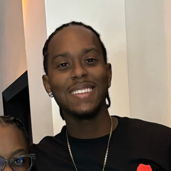 Rajae, host of Weekendaz Villa