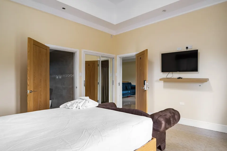 Another Angle of Room 8